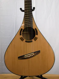 Guitare folk 7 cordes en forme de cistre - Photo #3