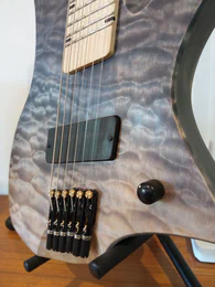 Headless Baritone - Photo #1