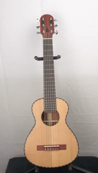 Guitalélé en padouk - Photo #0