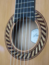 Guitare classique 47 : merisier et cèdre - Photo #2
