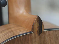 Guitare classique 53 : noyer et cèdre - Photo #1