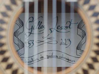 Guitare classique 53 : noyer et cèdre - Photo #2