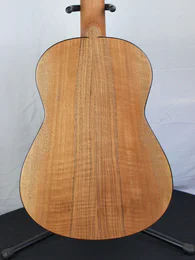 Classical guitar 57 : walnut and cedar - Photo #7