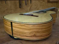 Guitare classique 58 : olivier et épicéa - Photo #2