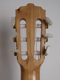 Guitare classique 47 : merisier et cèdre - Photo #7