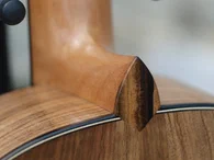 Guitare classique 53 : noyer et cèdre - Photo #1