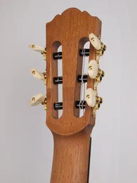 Guitare classique 57 : noyer et cèdre - Photo #8