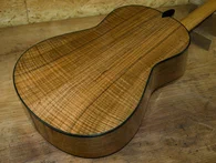 Guitare classique 59 : noyer et épicéa - Photo #1