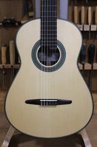 Guitare Classique n° 63 : palissandre indien et épicéa - Photo #8