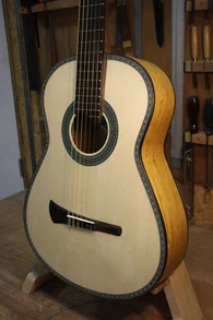Guitare Classique n° 66 : citronnier et épicéa - Photo #2